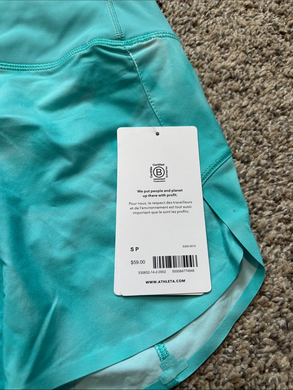Athleta Run With It Shorts size small NWT - Picture 2 of 4